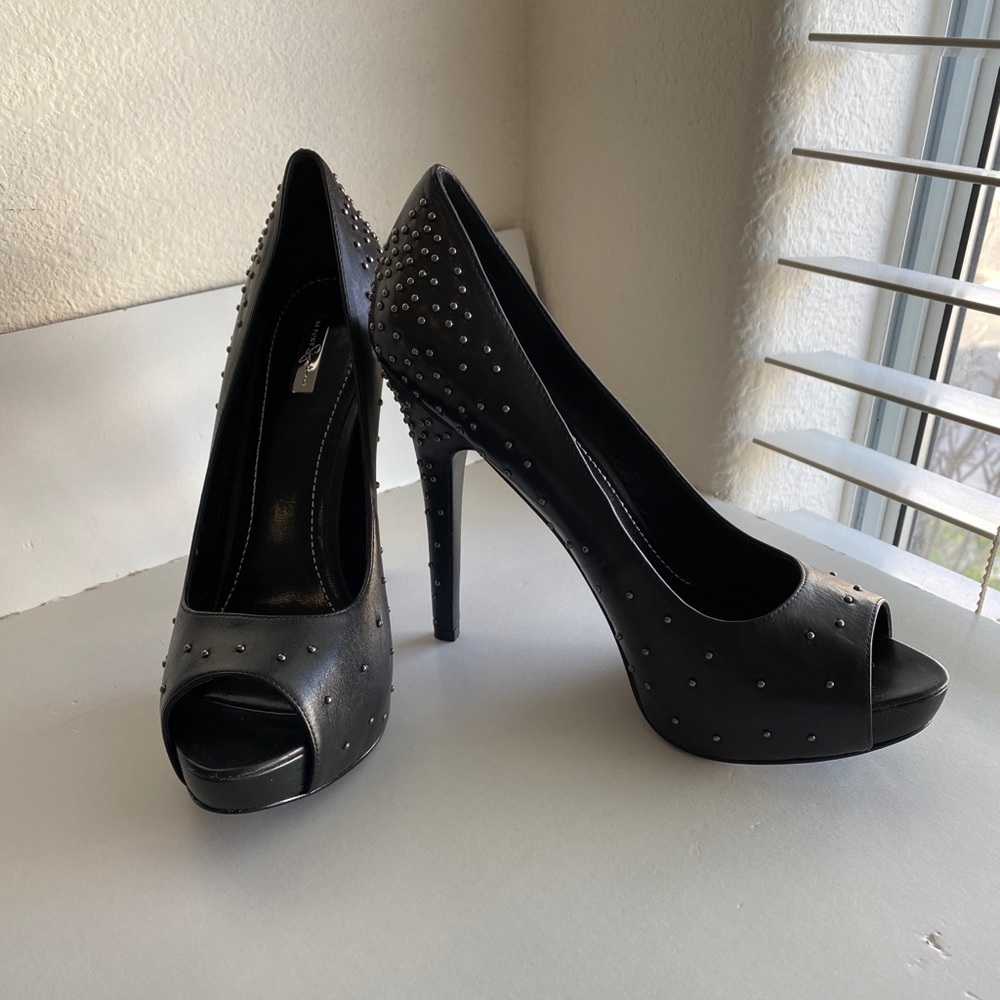 New Report Signature Kay Peep-Toe Studded Pump 7.5